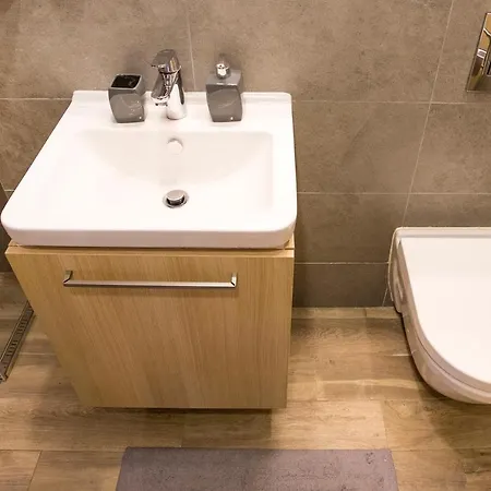 Atomic 2 Apartamento Belgrado