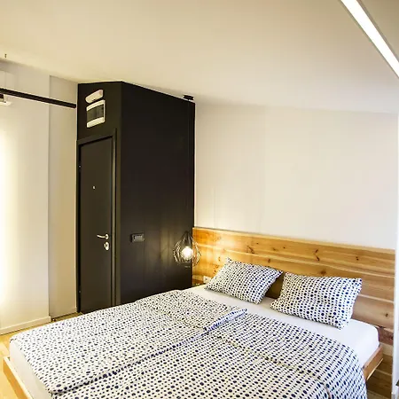 Lägenhet Atomic 2 *