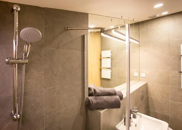 Atomic 2 * ベオグラード