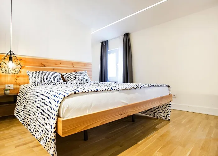 Atomic 2 アパート ベオグラード