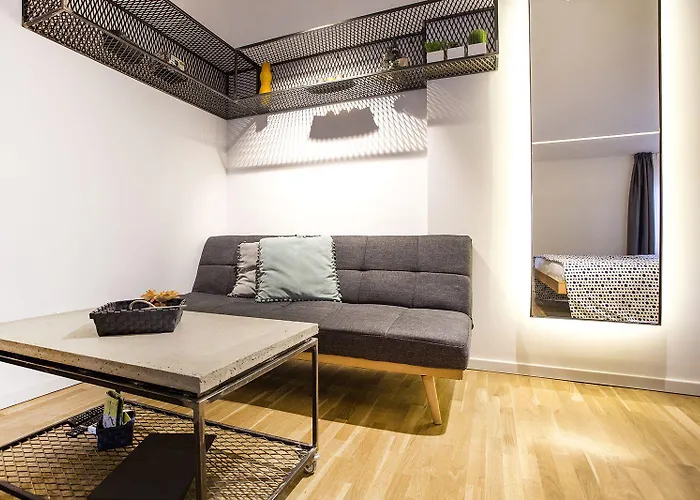 アパート Atomic 2 ベオグラード