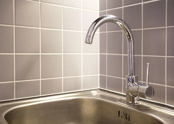 Atomic 2 アパート